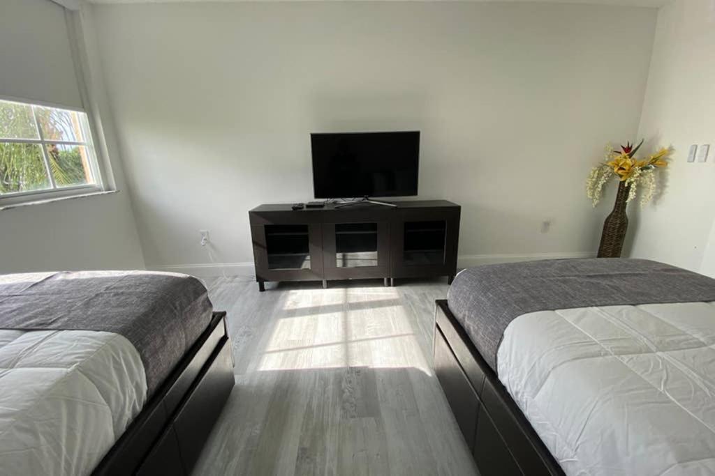 Yacht Club At Aventura 2 Bed 2 Bath Luxurius Cozy Brand New 2020アパートメント エクステリア 写真
